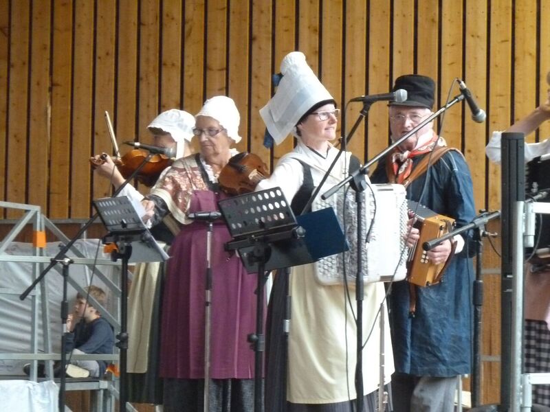 Musicienne du Trou Normand