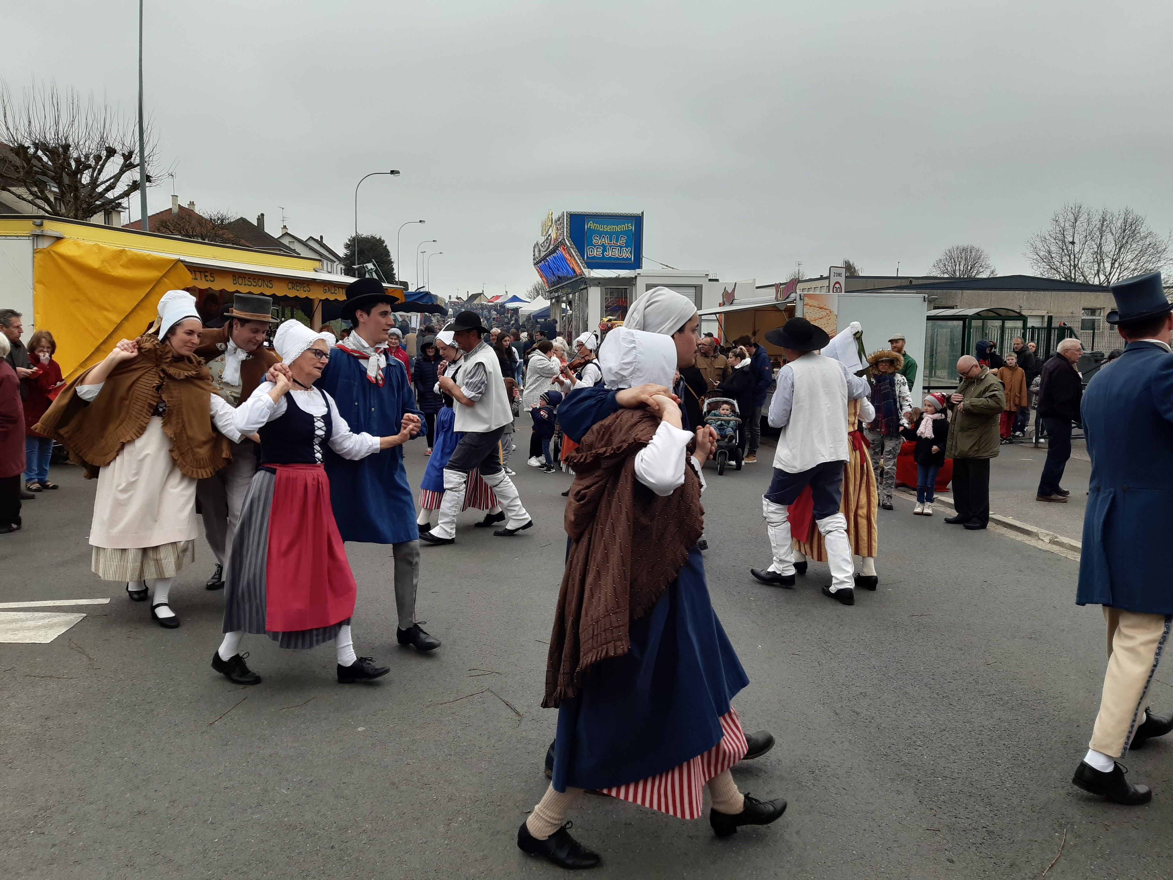 Foire des rameaux 02 04 Domfront