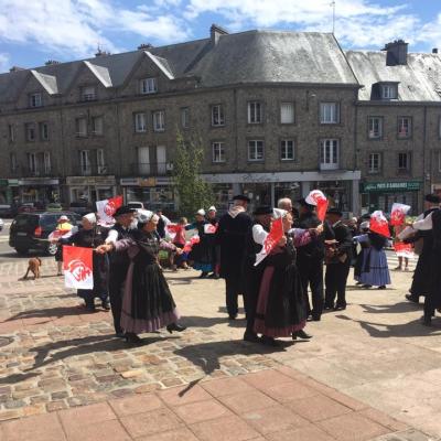 Aubades dans Domfront - La Vendée