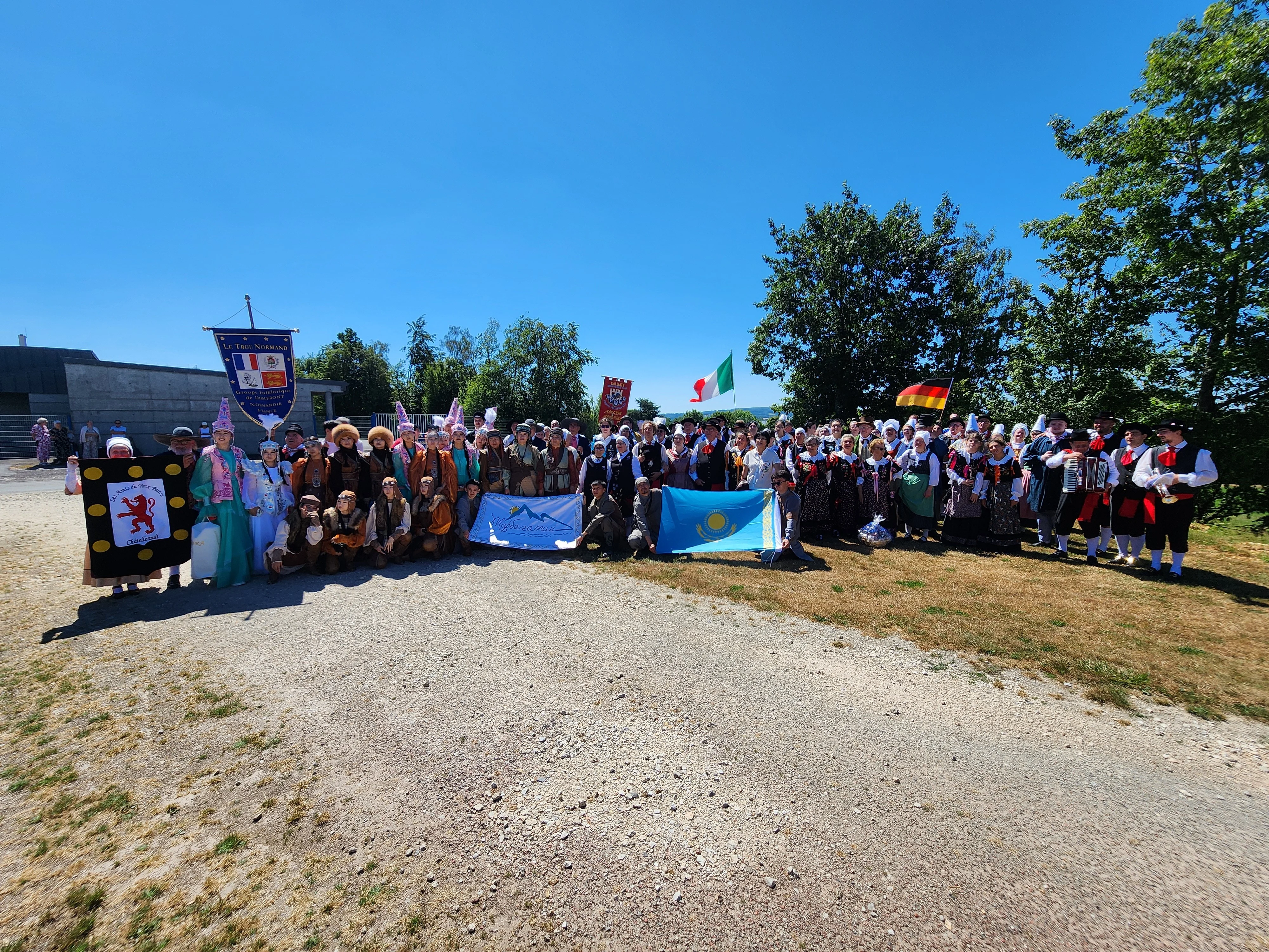 Photo des groupes du festival 2026
