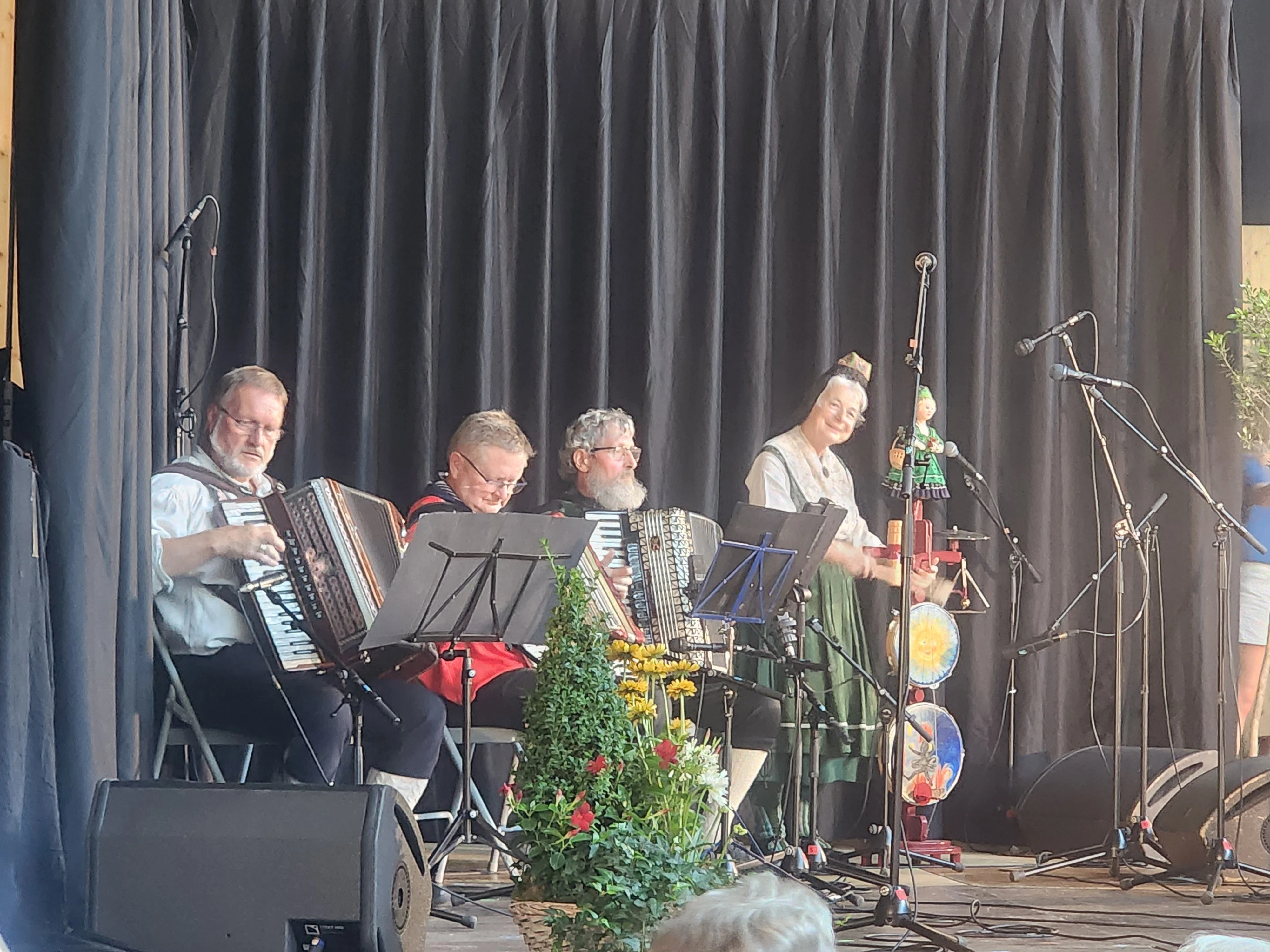 Spectacle du dimanche - Landjuggendgruppe Eksdorf (Allemagne)