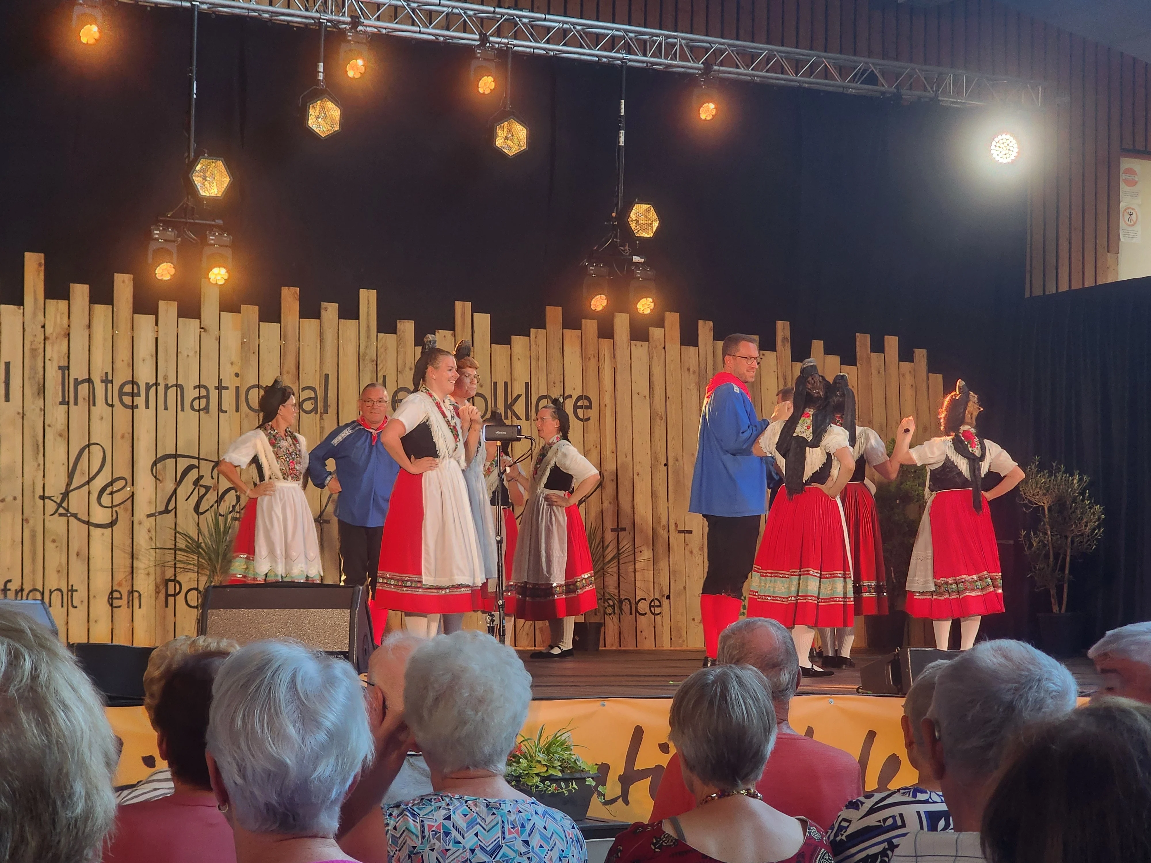 Spectacle du dimanche - Landjuggendgruppe Eksdorf (Allemagne)