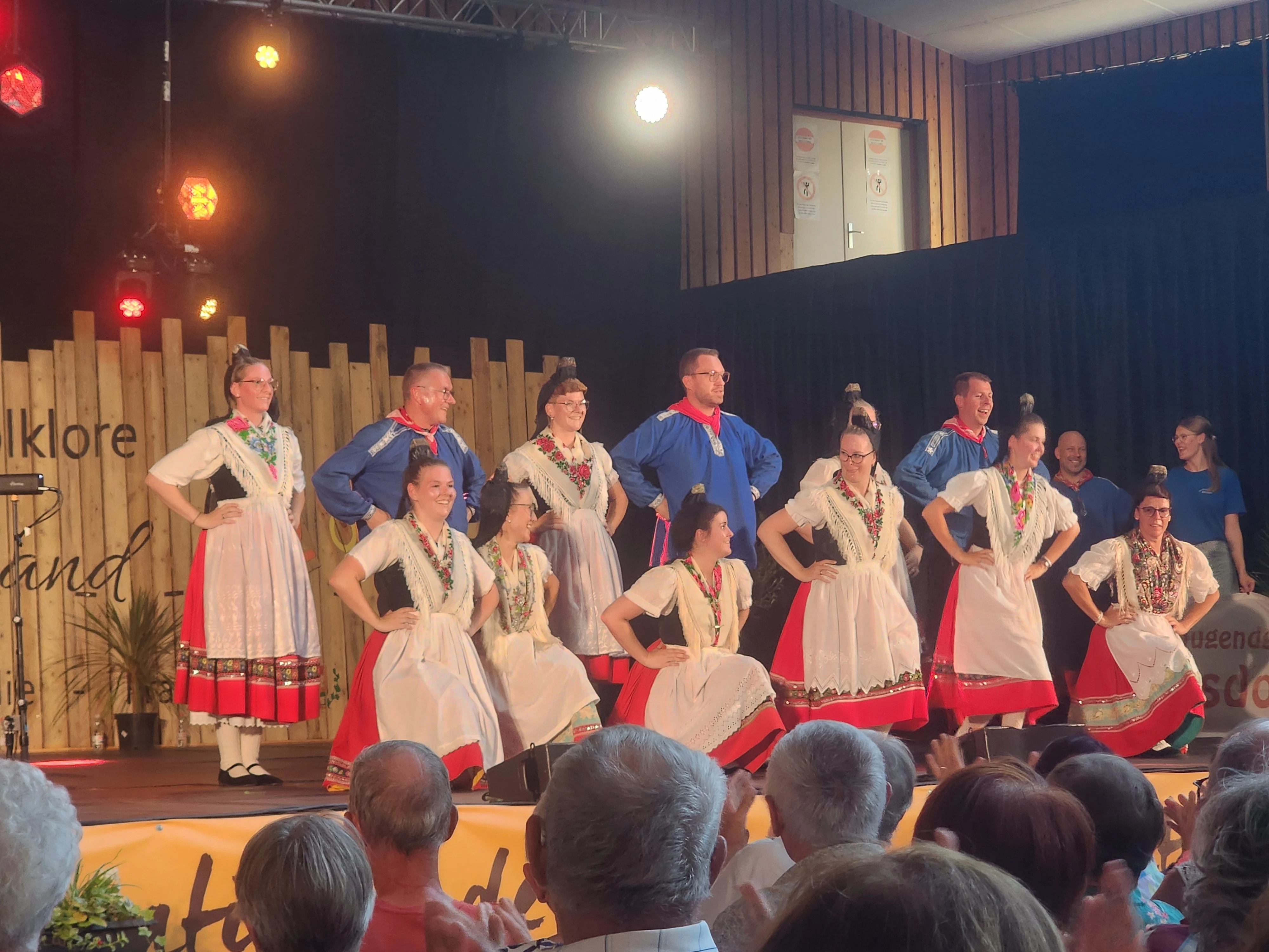 Spectacle du dimanche - Landjuggendgruppe Eksdorf (Allemagne)