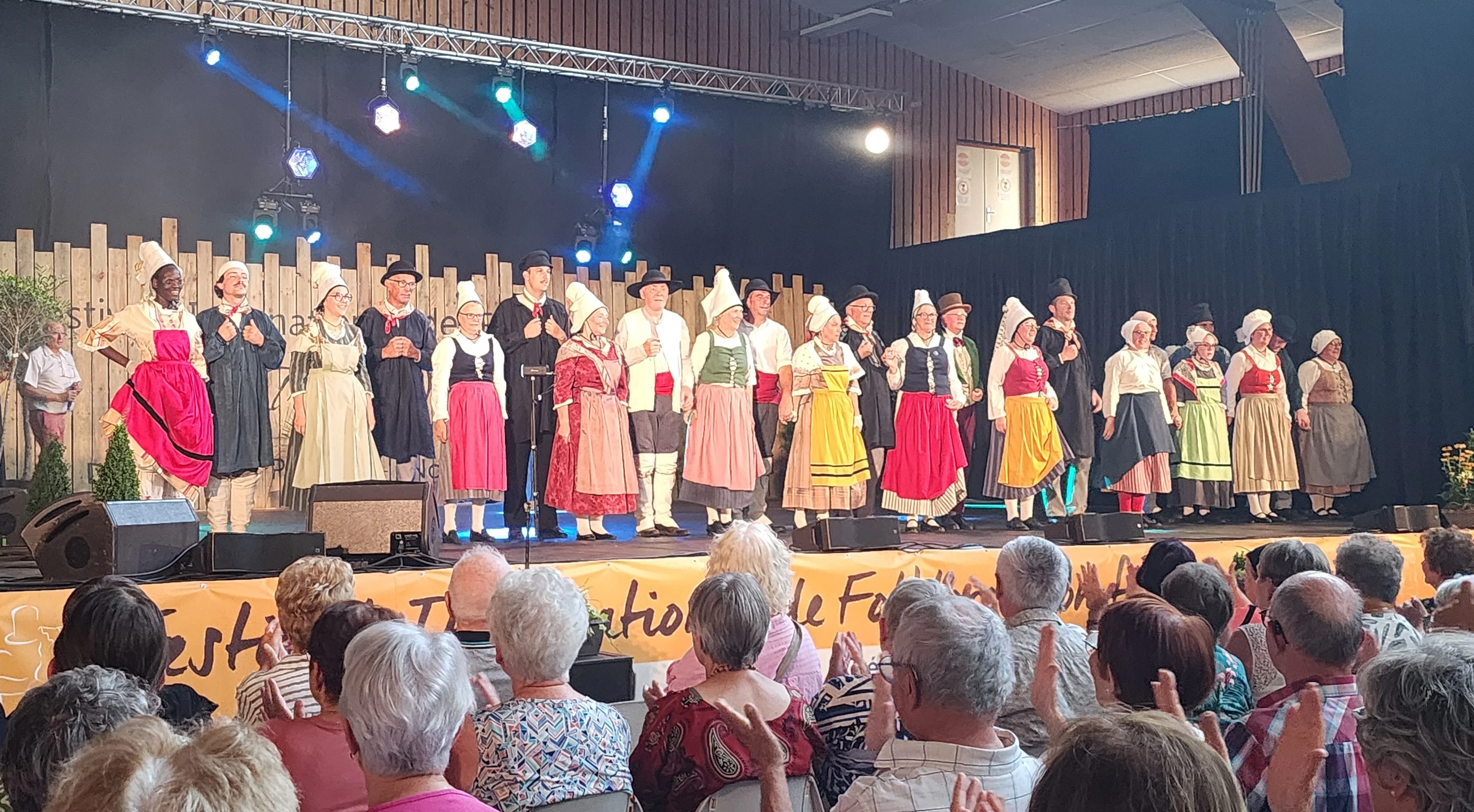 Spectacle du dimanche - Trou Normand