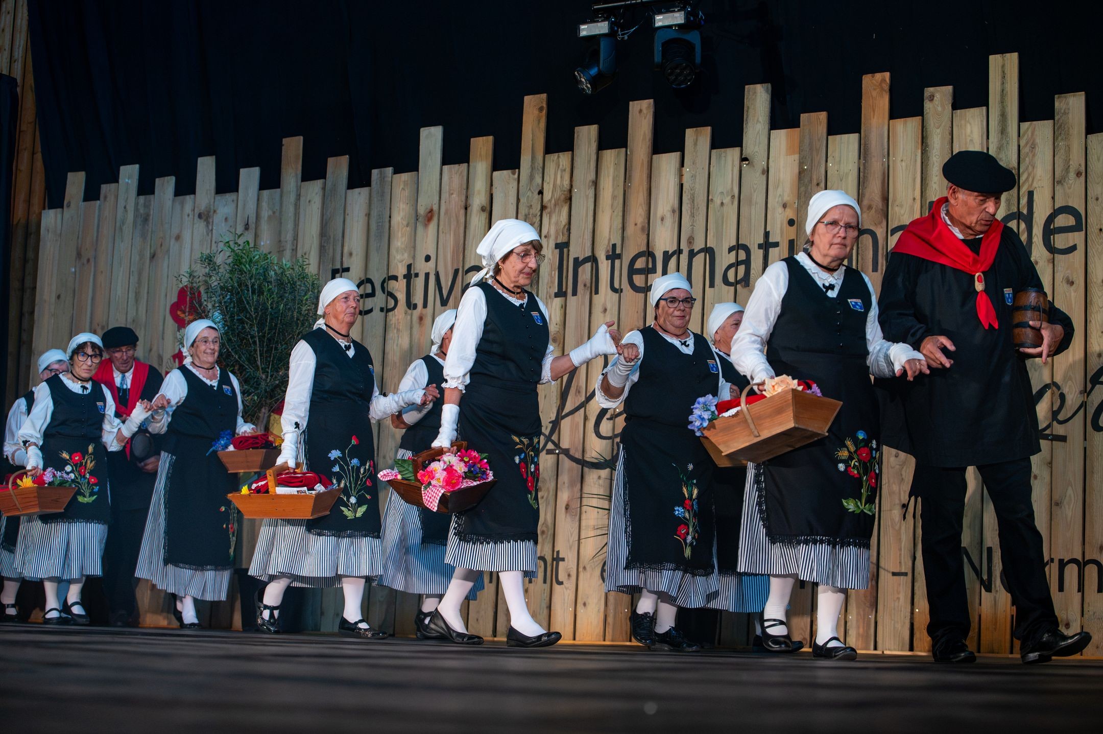 Spectacle du dimanche - Lous Mirandes (Gers)