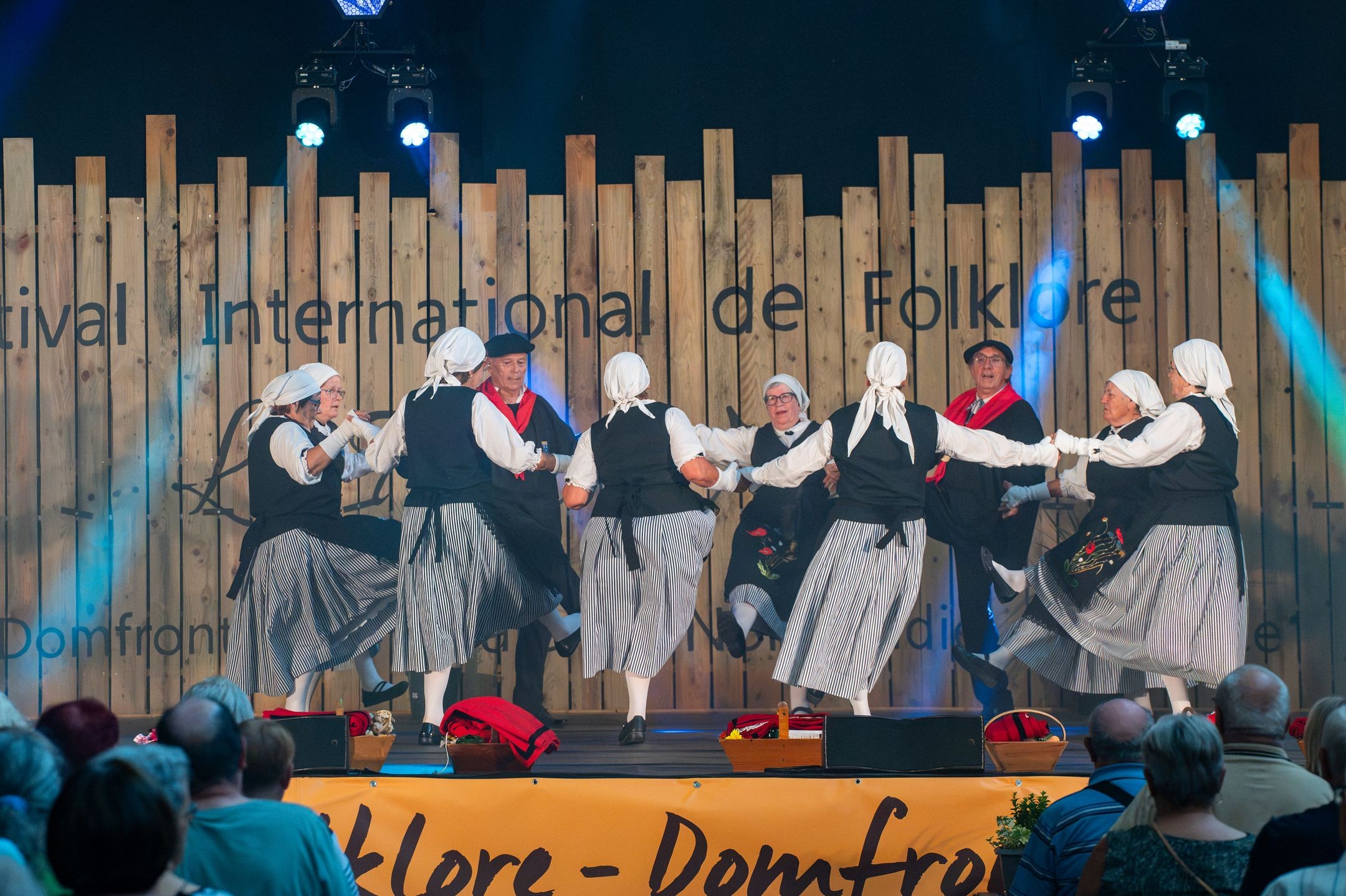 Spectacle du dimanche - Lous Mirandes (Gers)