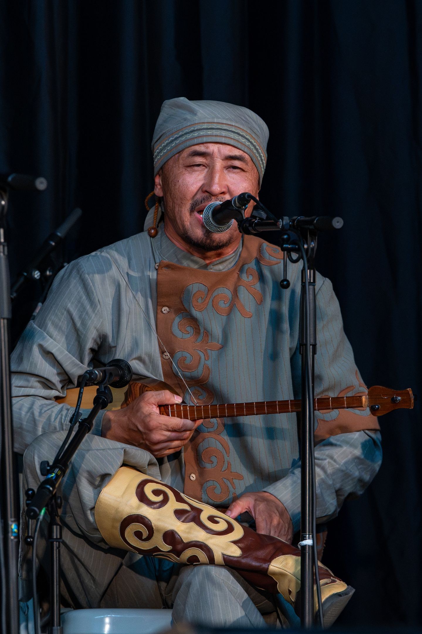 Spectacle du dimanche - Barqytbel Music Ensemble - District Tarbagataï (KAZAKHSTAN)
