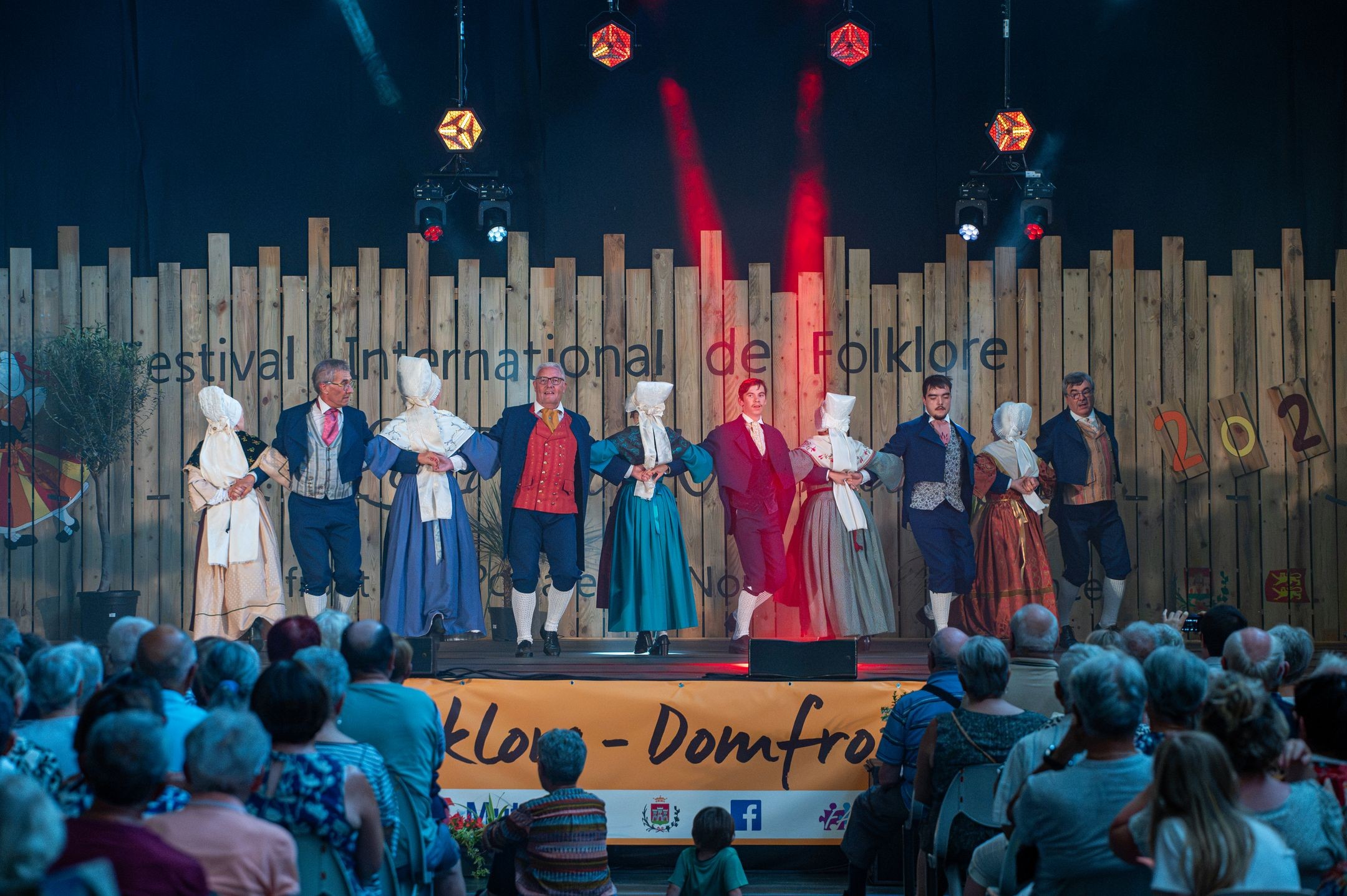 Spectacle du dimanche - Les amis du vieux Poitou (Vienne)