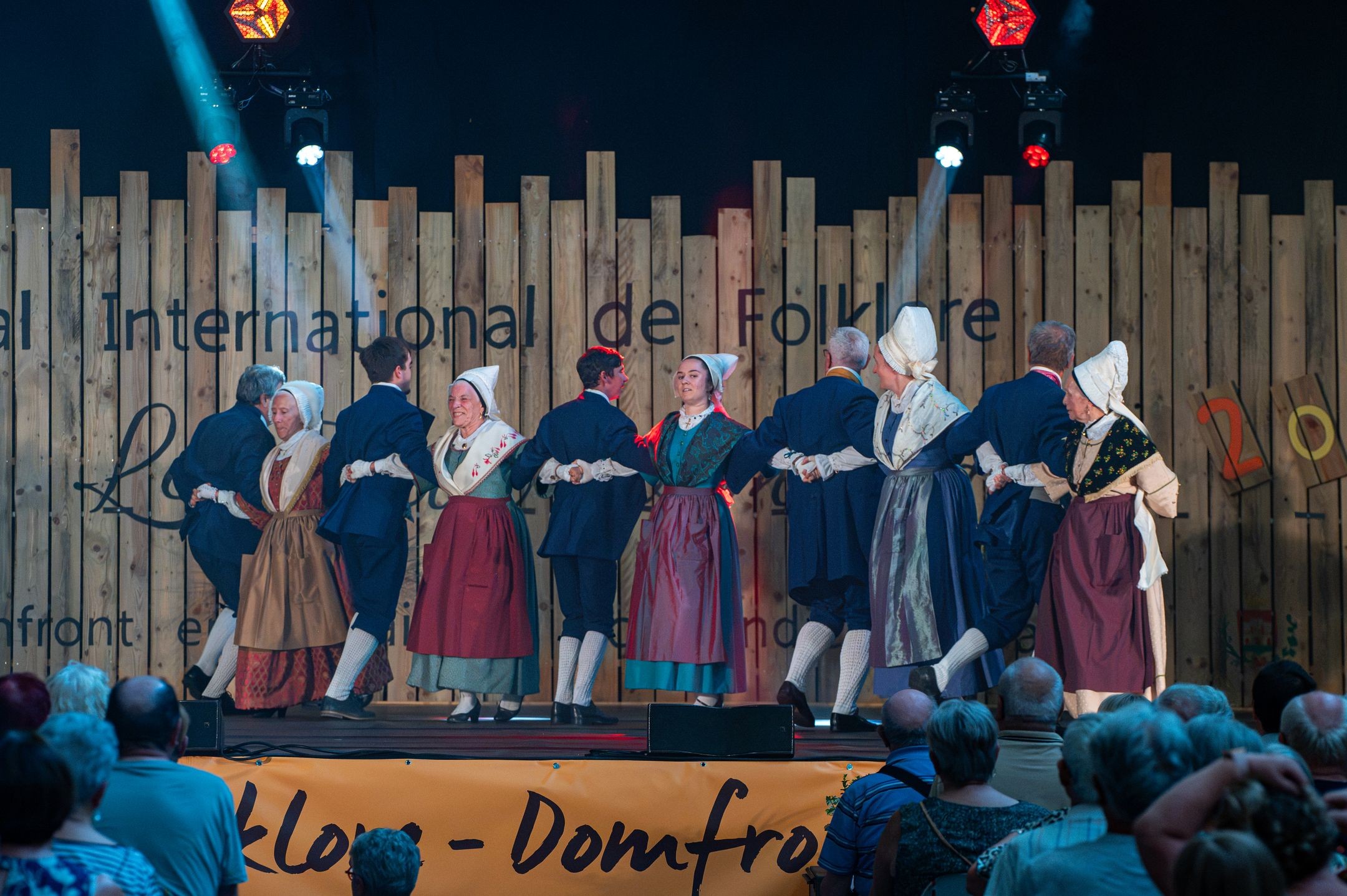 Spectacle du dimanche - Les amis du vieux Poitou (Vienne)