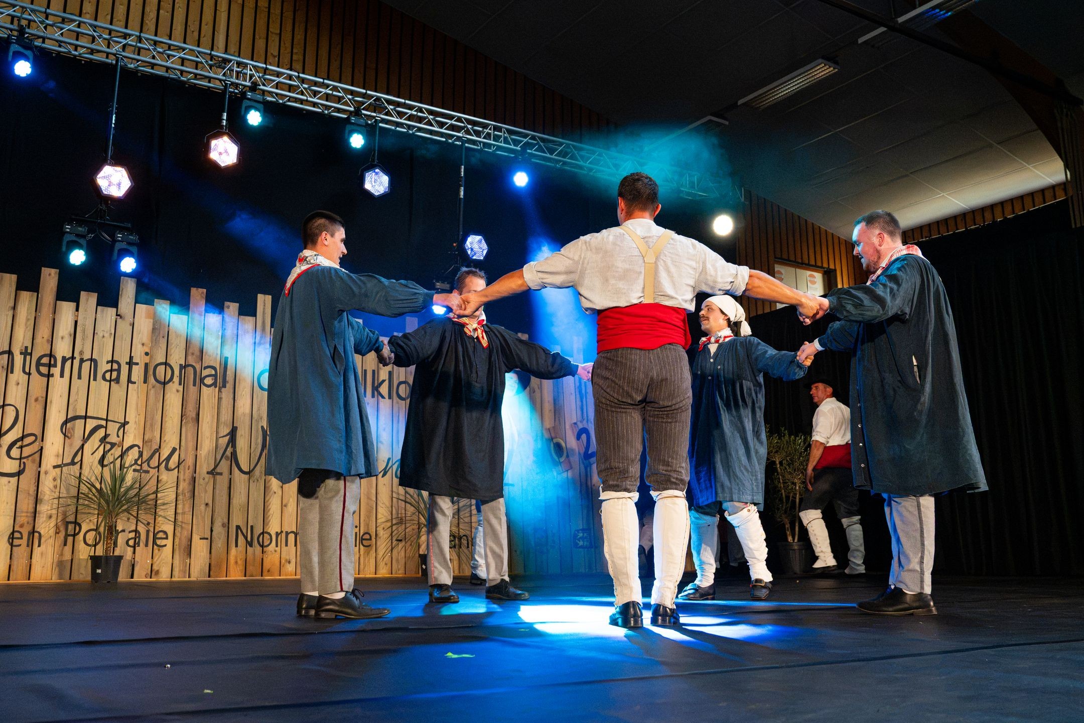 Spectacle du dimanche - Trou Normand